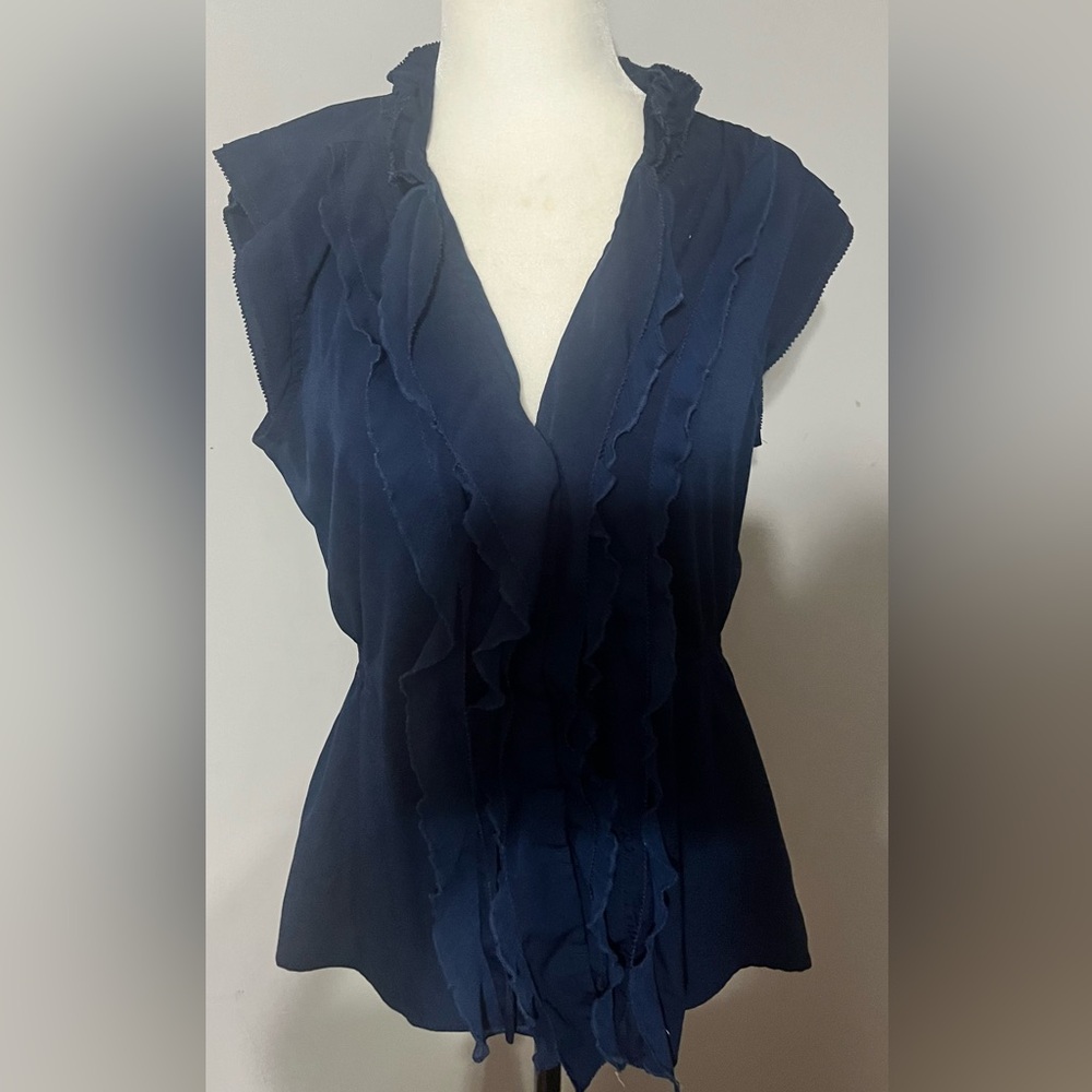 Converse One Star ⭐️ Navy Blue Sleeveless Ruffled Top in Pristine Condition!!